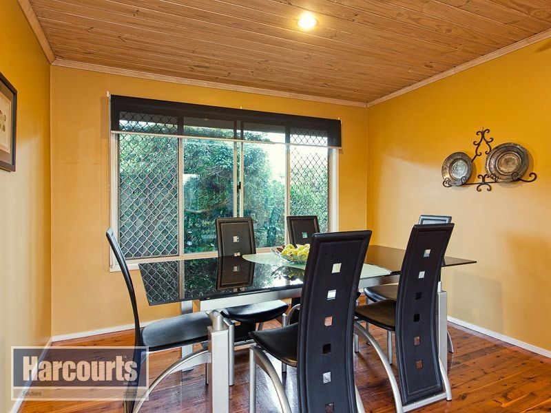 35 Barber Road, Ferny Hills QLD 4055