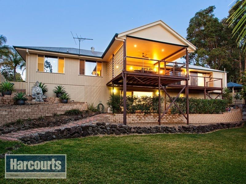 35 Barber Road, Ferny Hills QLD 4055