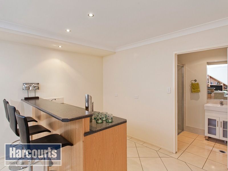 35 Barber Road, Ferny Hills QLD 4055