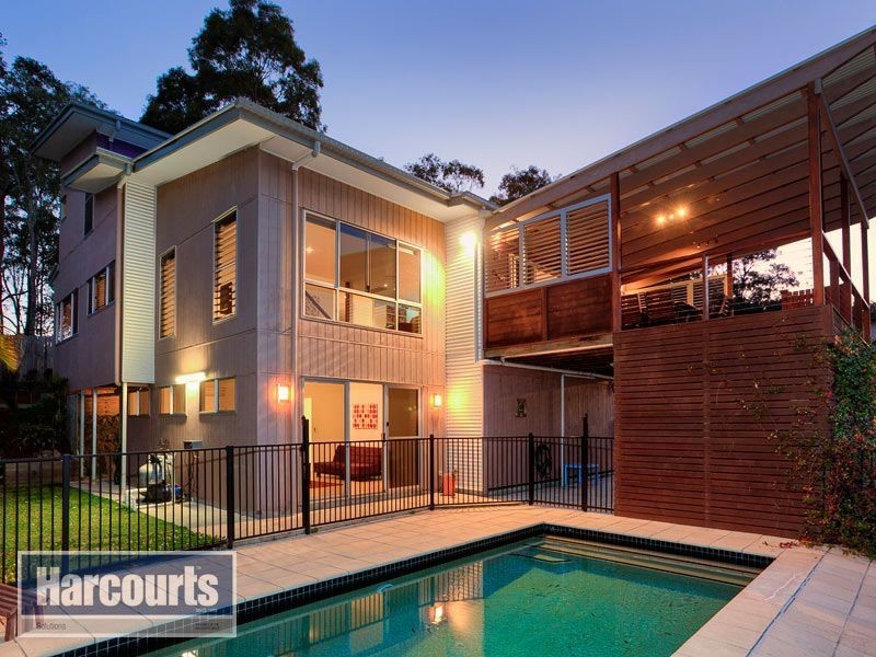 37 Valley Place, Upper Kedron QLD 4055