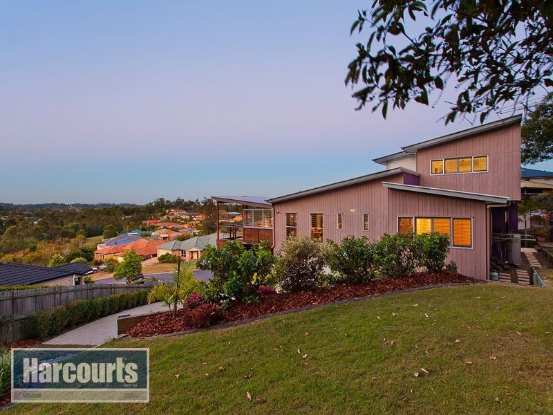 37 Valley Place, Upper Kedron QLD 4055