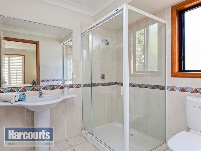 14 Cranwood Court, Ferny Hills QLD 4055