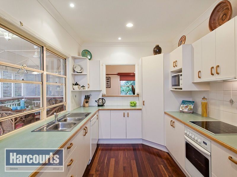 14 Fleetwood Court, Ferny Hills QLD 4055