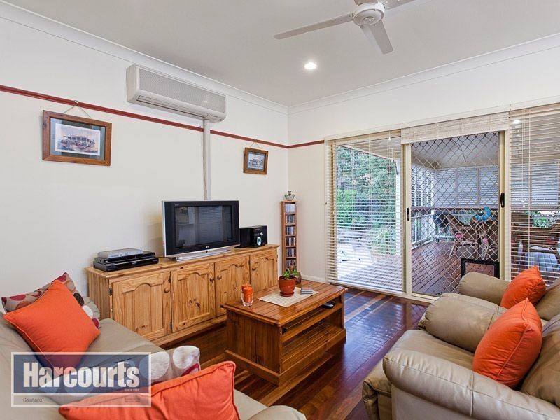 14 Fleetwood Court, Ferny Hills QLD 4055