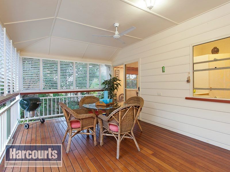 14 Fleetwood Court, Ferny Hills QLD 4055