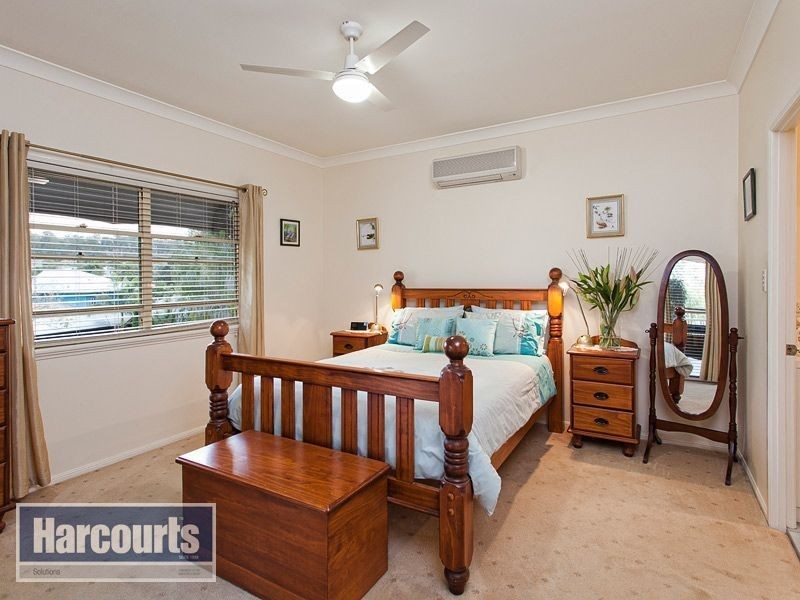14 Fleetwood Court, Ferny Hills QLD 4055