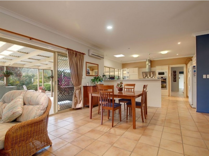 11 Eastwood Place, Samford Valley QLD 4520