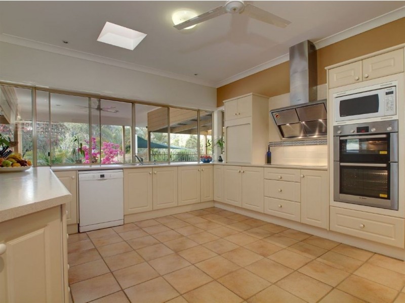 11 Eastwood Place, Samford Valley QLD 4520