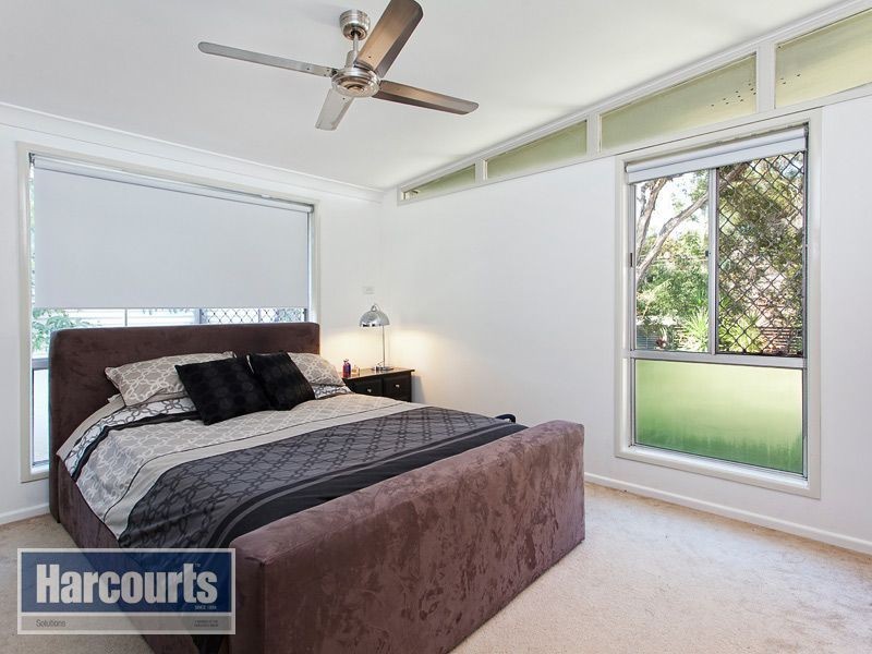 7 Dinterra Avenue, Ferny Hills QLD 4055
