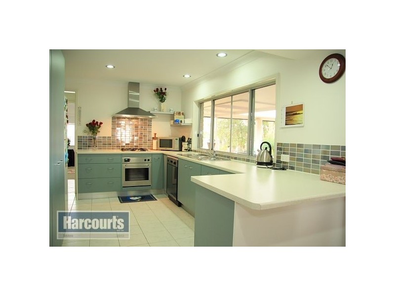 15 Ballylin Street, Ferny Grove QLD 4055