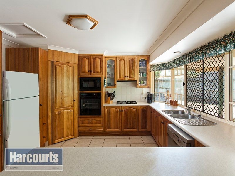 11 Carrick Place, Ferny Grove QLD 4055