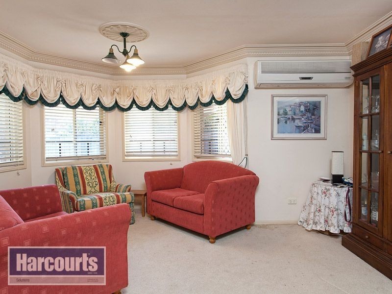 11 Carrick Place, Ferny Grove QLD 4055