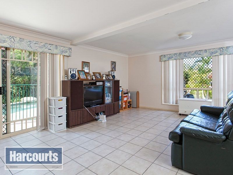 11 Carrick Place, Ferny Grove QLD 4055