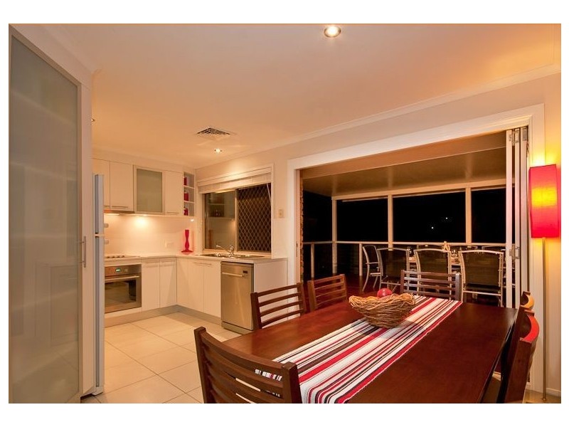 9 Malachite Street, Keperra QLD 4054