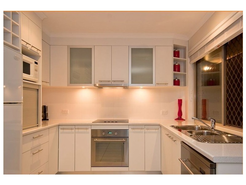 9 Malachite Street, Keperra QLD 4054