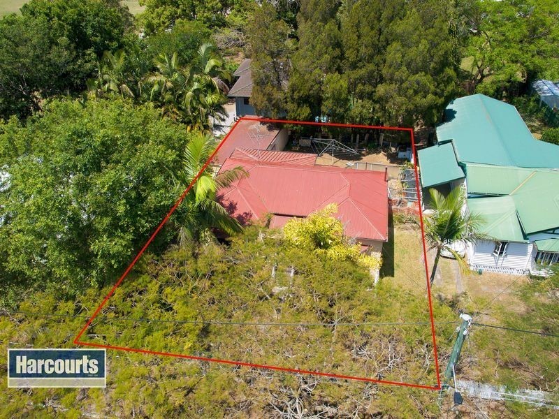 8 Howard Street, Grange QLD 4051