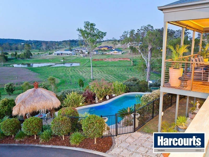 8 Mayfair Drive, Samford Valley QLD 4520