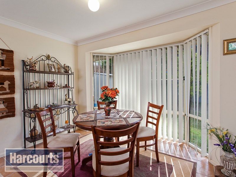 27 Hatia Grove, Ferny Grove QLD 4055