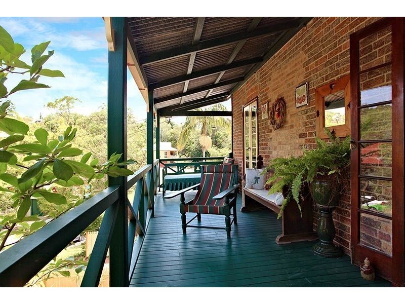 25 Bathurst Street, Red Hill QLD 4059