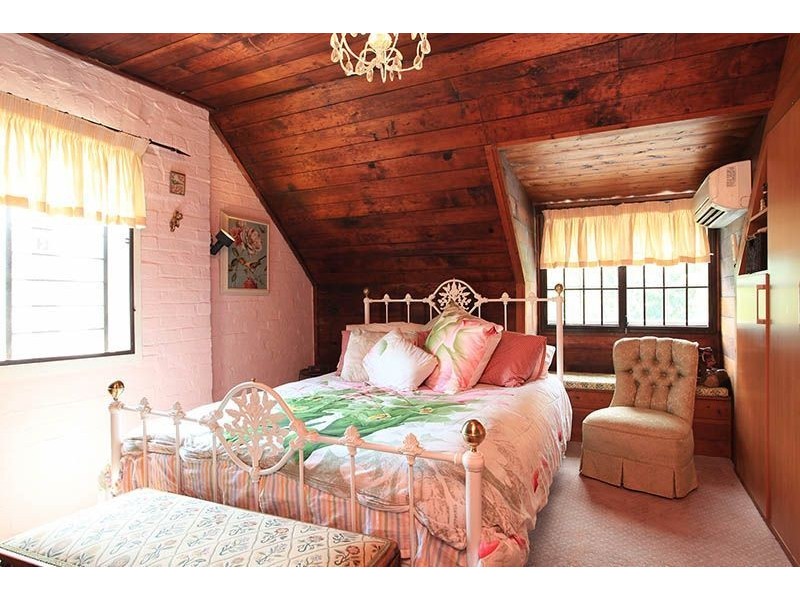 25 Bathurst Street, Red Hill QLD 4059