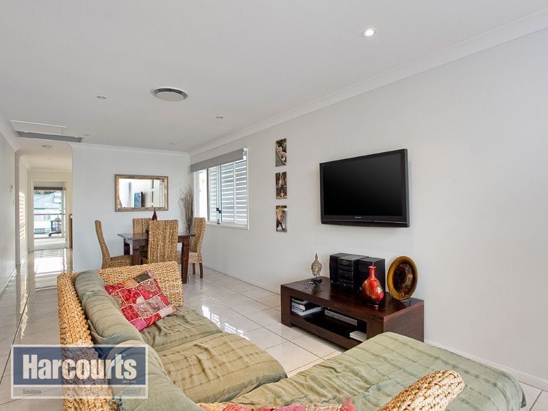 71 Gizerah Street, Mitchelton QLD 4053