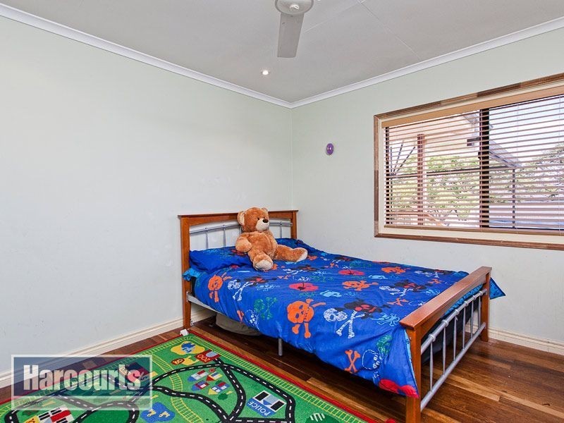 18 Coolibah Crescent, Ferny Hills QLD 4055
