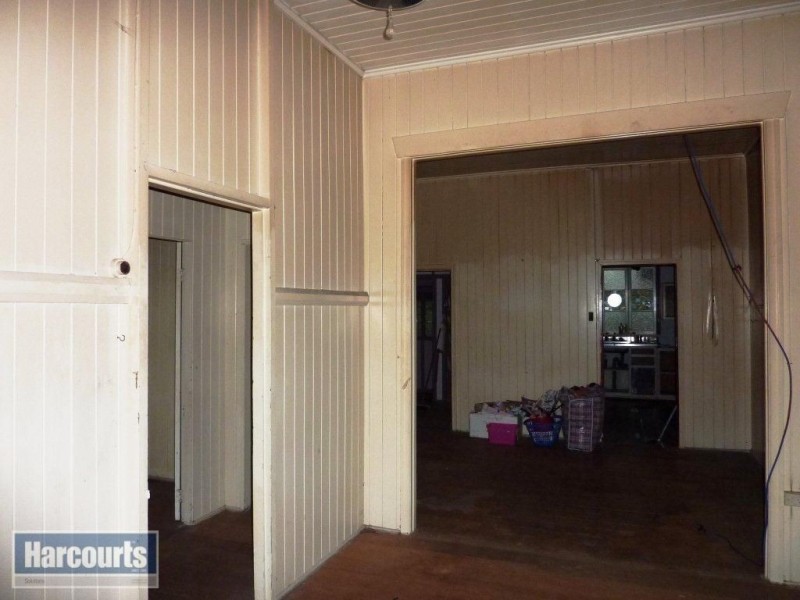 14 Somme Street, Ashgrove QLD 4060