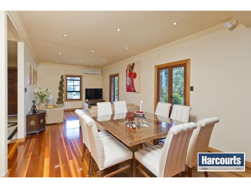 19 Raleigh Parade, Ashgrove QLD 4060