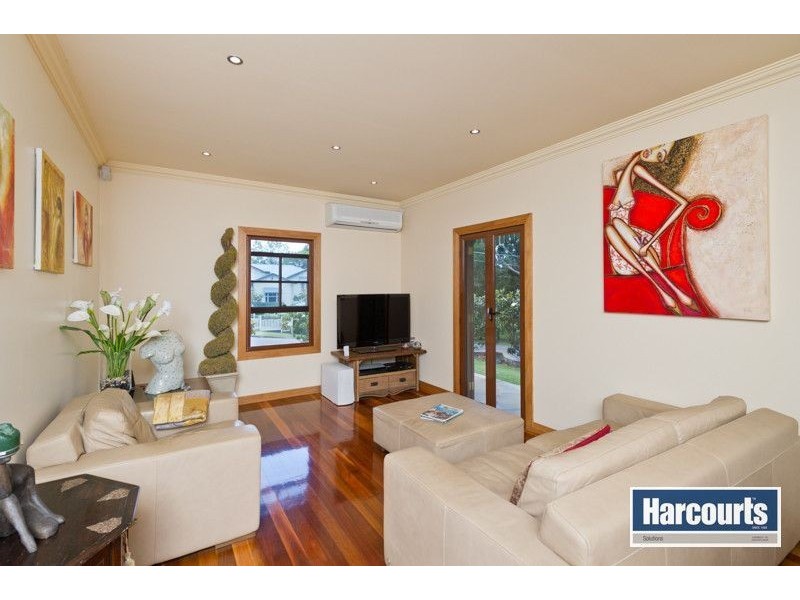 19 Raleigh Parade, Ashgrove QLD 4060