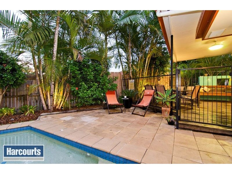 10 Amanda Place, Bridgeman Downs QLD 4035