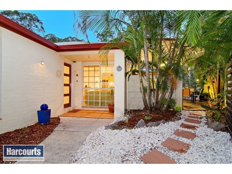 10 Amanda Place, Bridgeman Downs QLD 4035