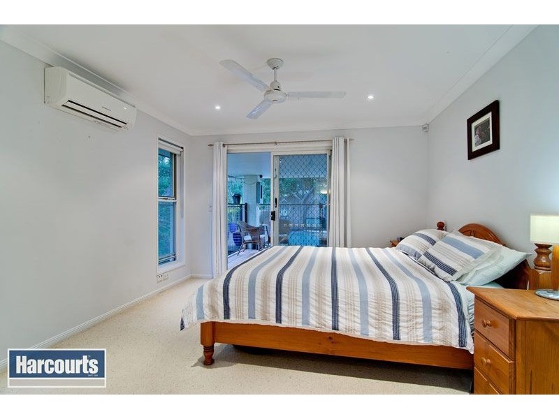 10 Amanda Place, Bridgeman Downs QLD 4035