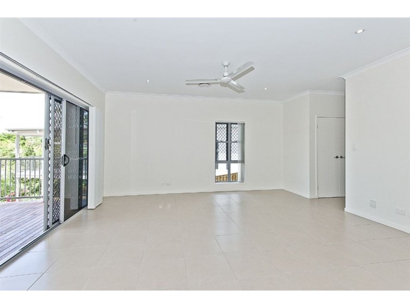 11/52 Plucks Road, Arana Hills QLD 4054