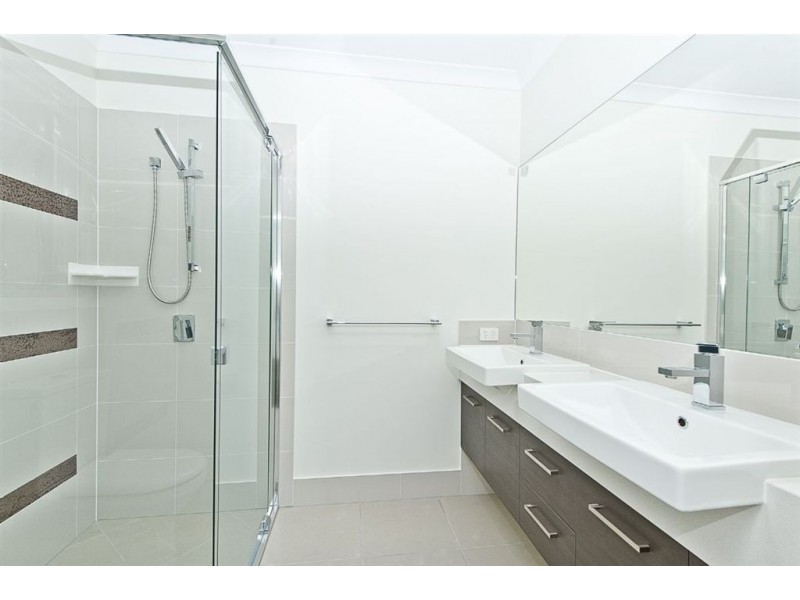 11/52 Plucks Road, Arana Hills QLD 4054