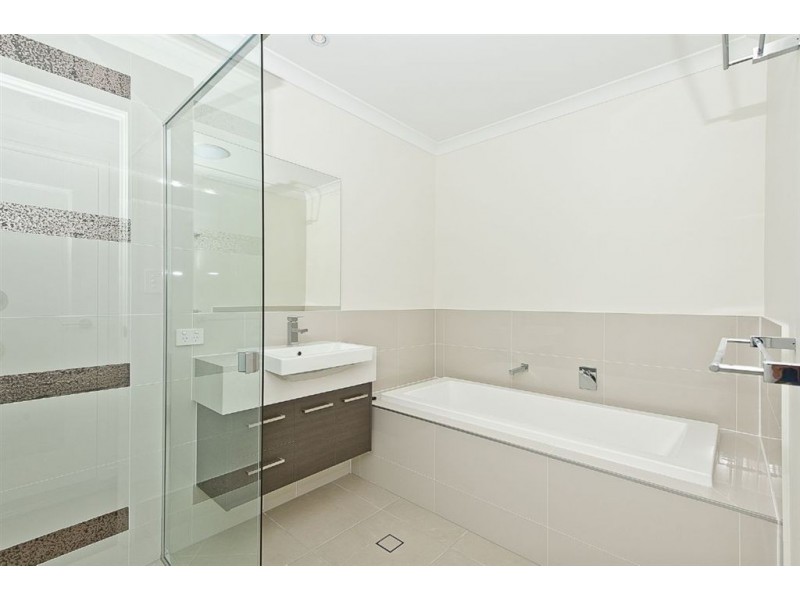 11/52 Plucks Road, Arana Hills QLD 4054