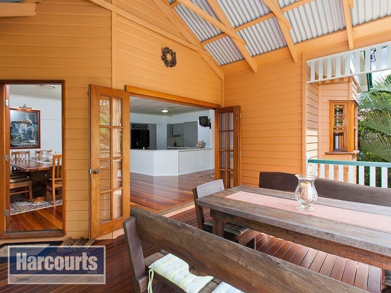 11 Steege Street, Ashgrove QLD 4060