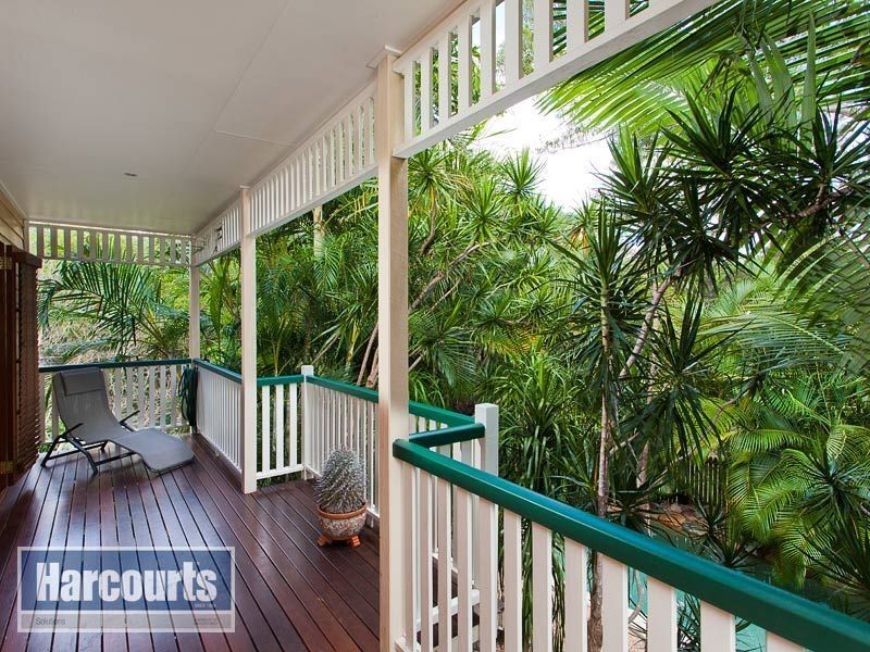 11 Steege Street, Ashgrove QLD 4060