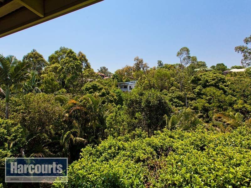 16 Linkwood Drive, Ferny Hills QLD 4055