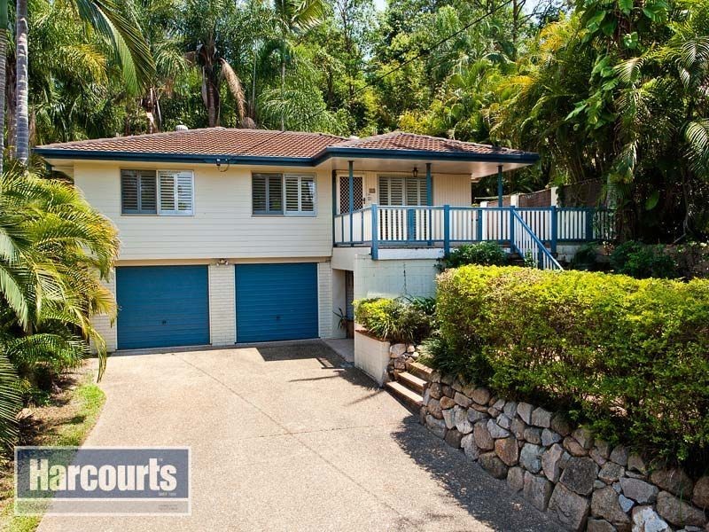 15 Wandearah Crescent, Ferny Hills QLD 4055