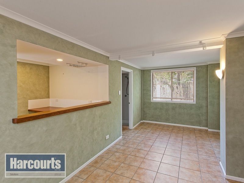 15 Wandearah Crescent, Ferny Hills QLD 4055