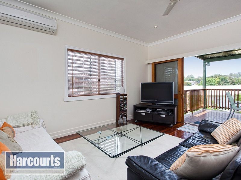 22 Stationview Street, Mitchelton QLD 4053