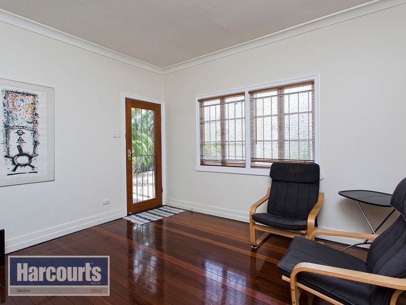 22 Stationview Street, Mitchelton QLD 4053