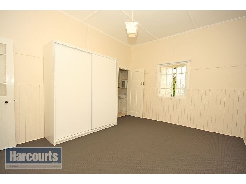 79 Cribb Avenue, Mitchelton QLD 4053