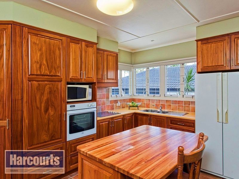 17 Chewton Street, Mitchelton QLD 4053