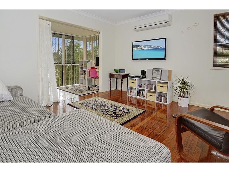 8 Joalah Crescent, Ferny Hills QLD 4055