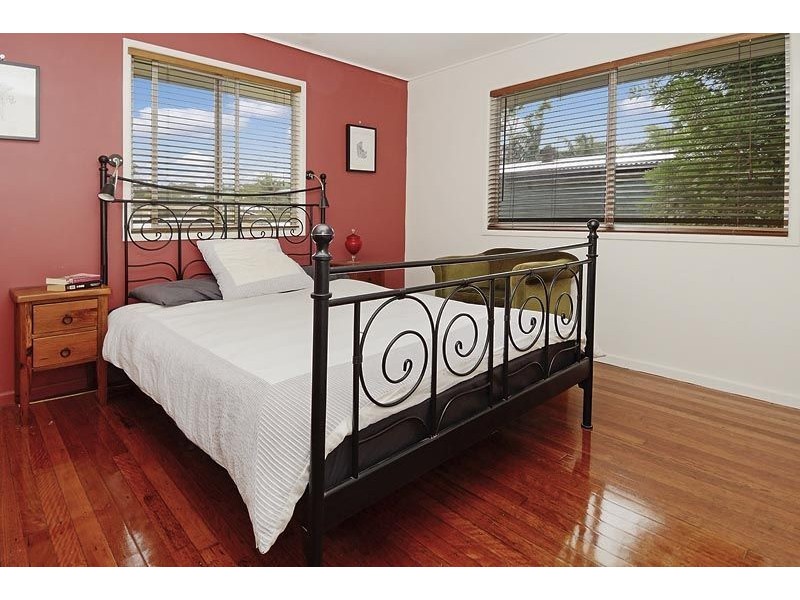 8 Joalah Crescent, Ferny Hills QLD 4055