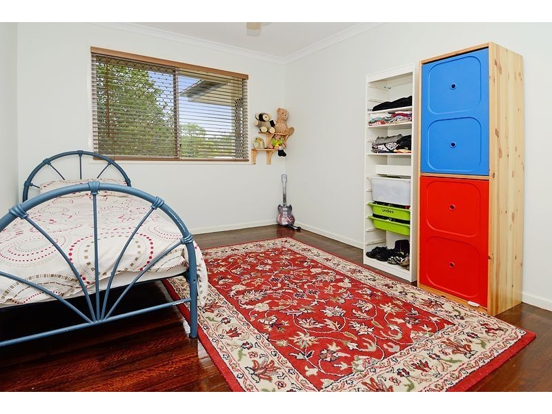 8 Joalah Crescent, Ferny Hills QLD 4055