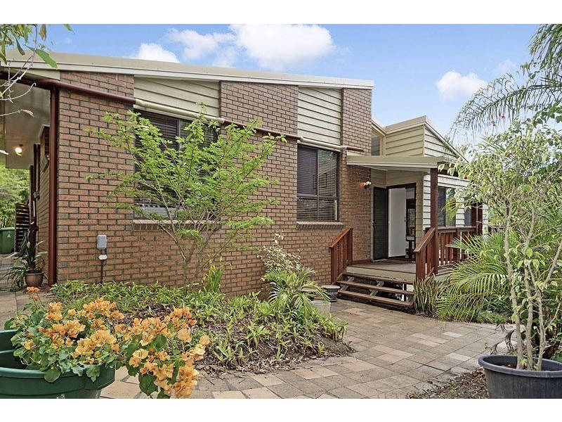 79 Leonarda Drive, Arana Hills QLD 4054