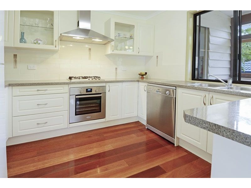 79 Leonarda Drive, Arana Hills QLD 4054