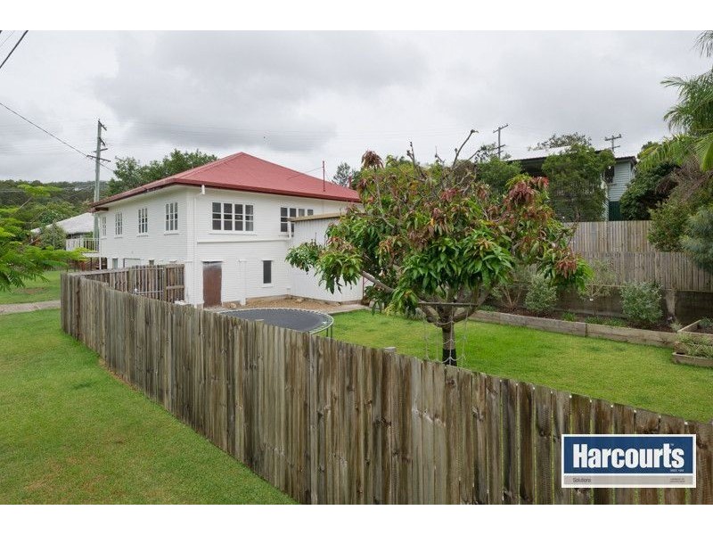 105 Heliopolis Parade, Mitchelton QLD 4053